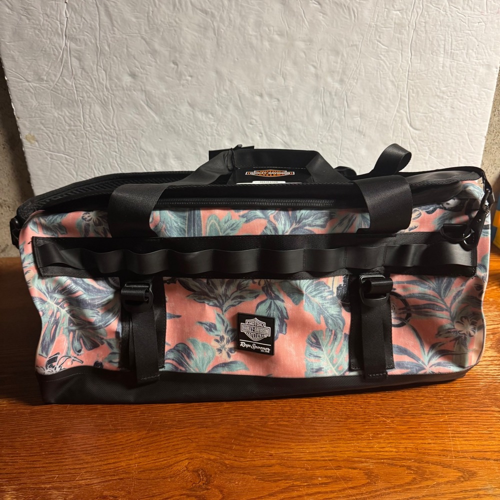 Harley-Davidson Reyn Spooner Travel Duffel Bag Tropical Floral 96919-23VM New‎